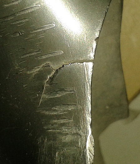titaninis kastuvas - titanium spade. Repair using TIG welding