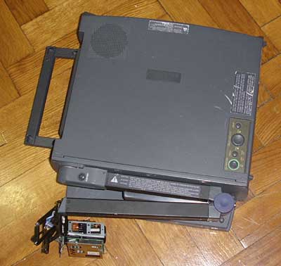 LCD projektorius