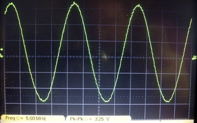 kvarcinis generatorius sinusoide