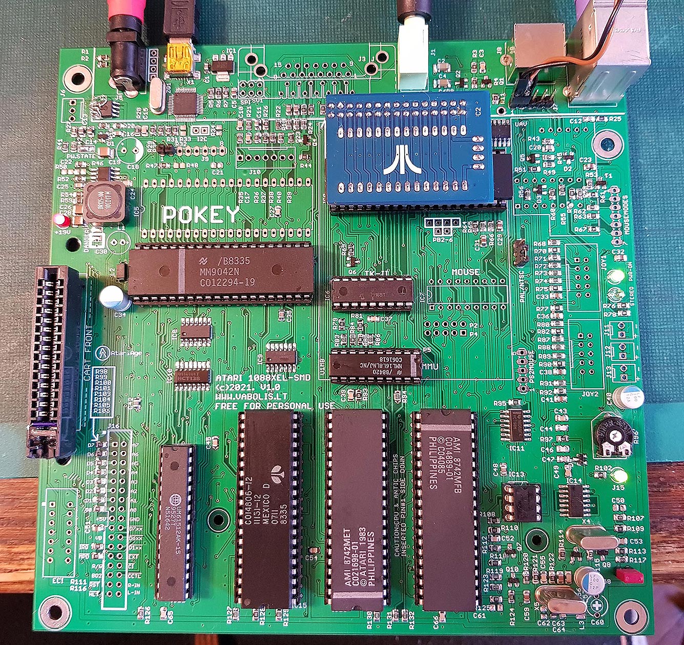 Atari 1088XEL SMD V1.0