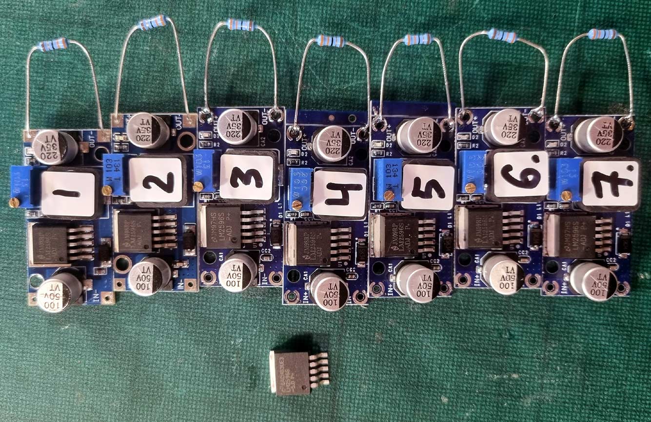 LM2596 moduliai is kinijos